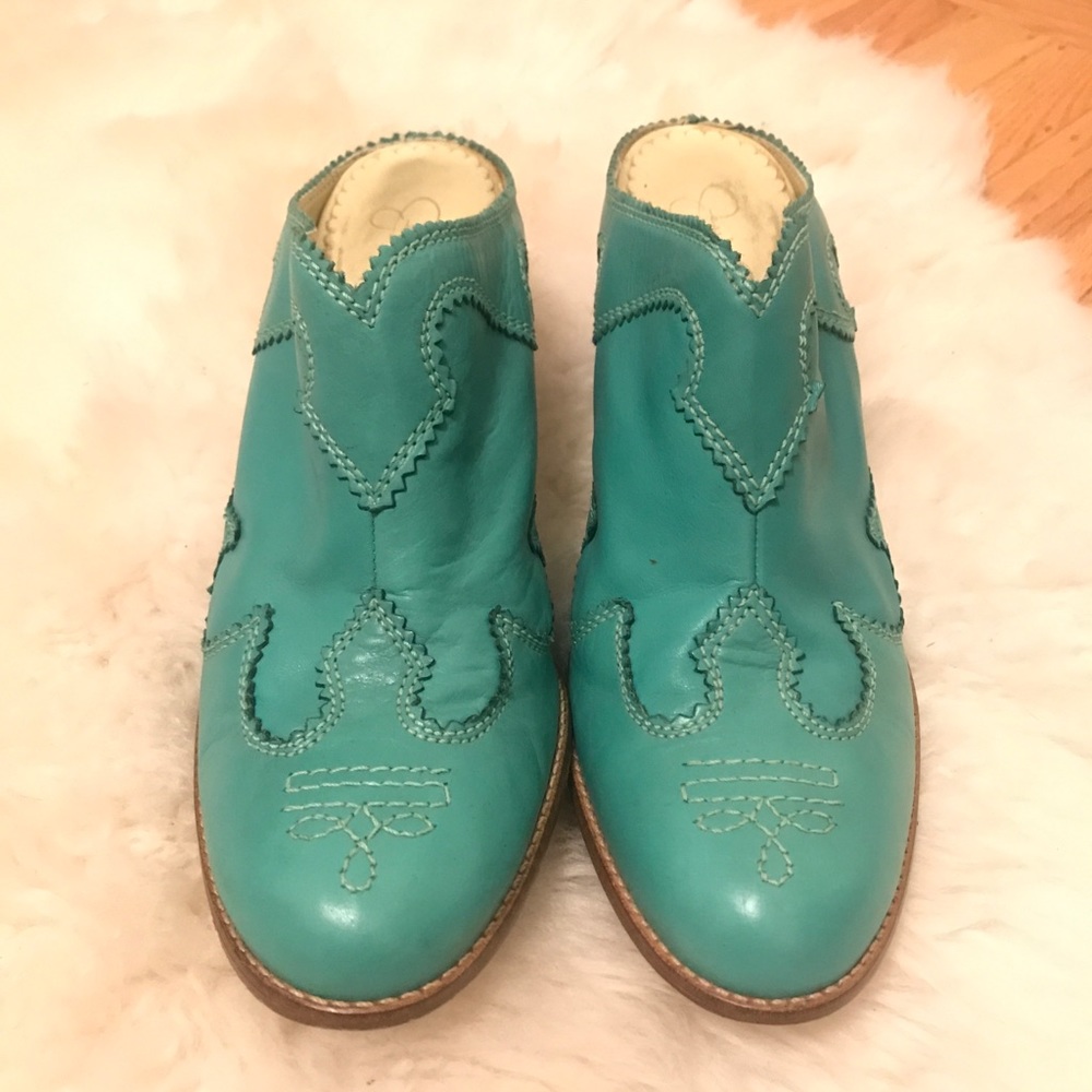 Jessica Simpson cowboy boots - super cute!